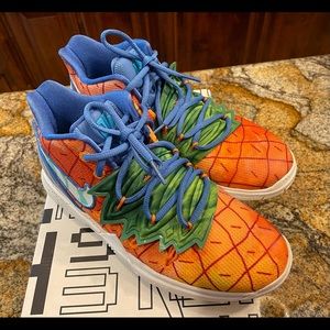 Nike Kyrie 5 Spongebob Pineapple House Shoes